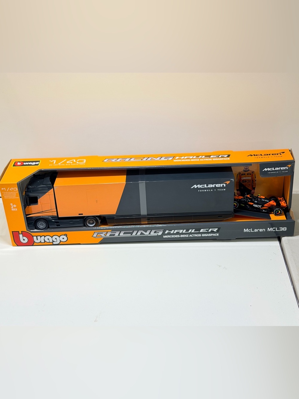 Bburago McLaren Racing Hauler Trailer - Orange & Gray